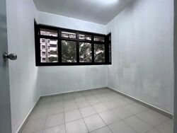 Blk 130 Yio Chu Kang Ville (Ang Mo Kio), HDB 3 Rooms #586782361
